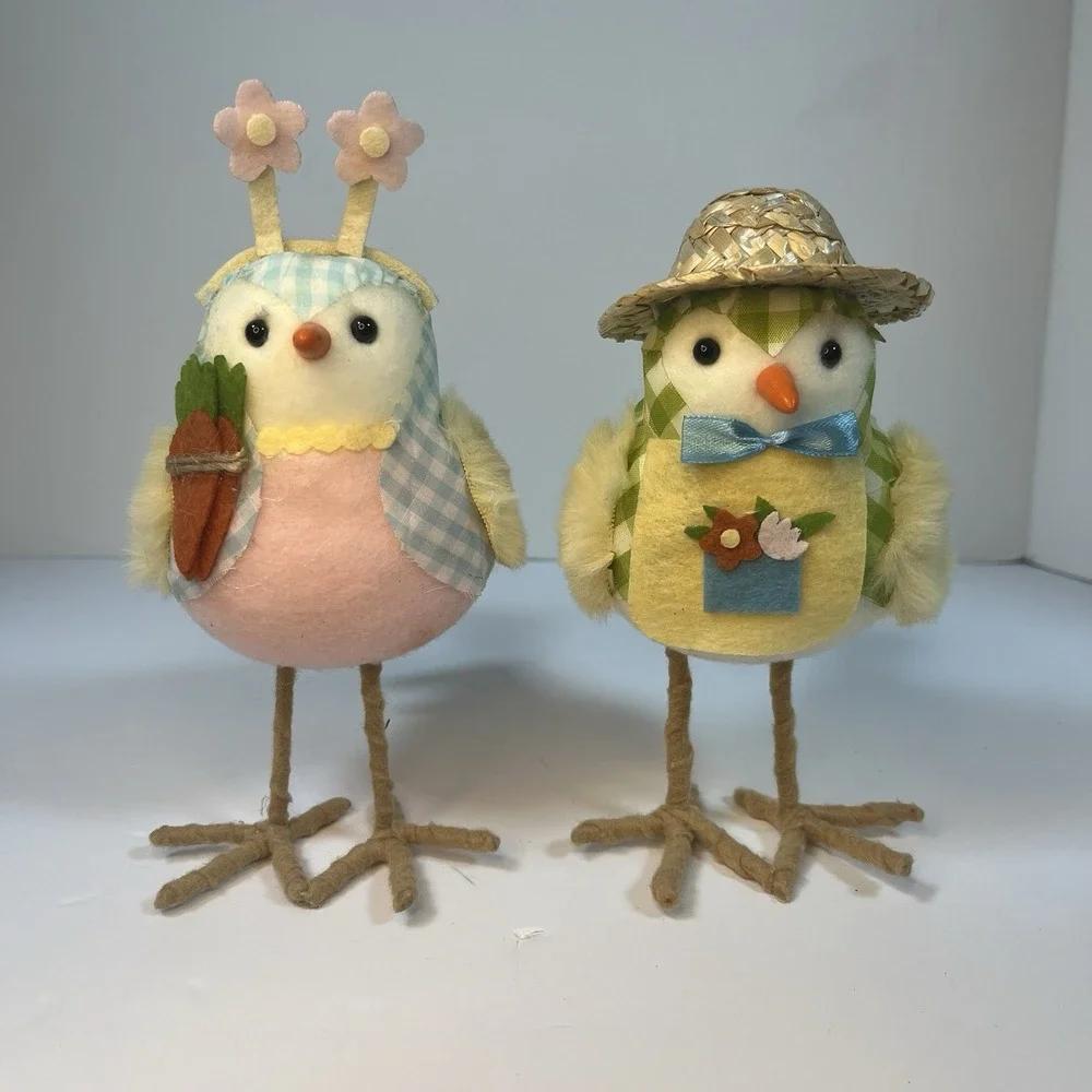 Walgreens Spring Easter‎ Feather Friend Fabric Bird Couple Flowers Decor
